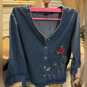 Erika Blue Jean Shirt Womens X LARGE Floral Embroidered 3/4
Sleeve Button Up Li
